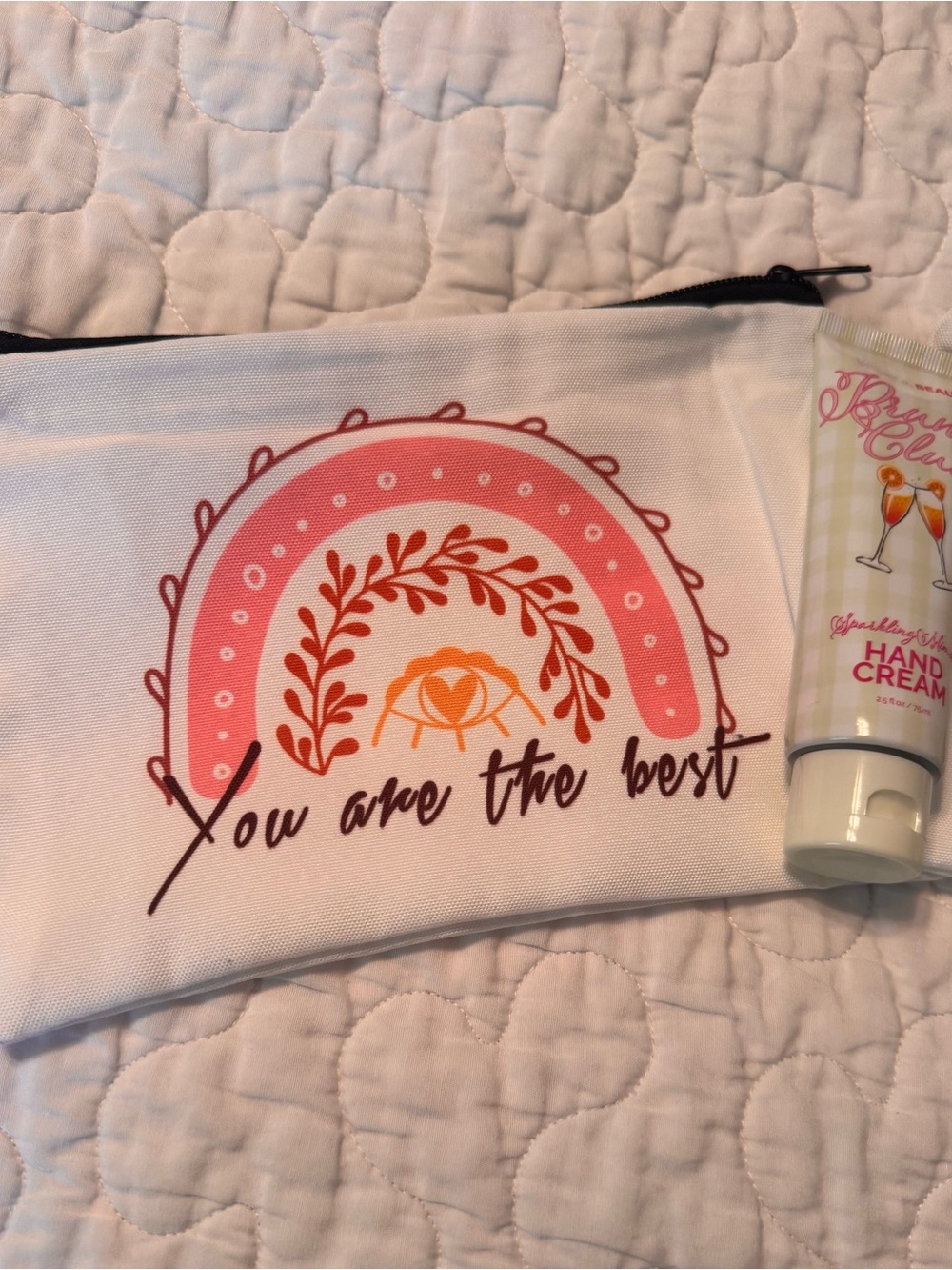 Cosmetic bags with lotion - Picture 3 of 3